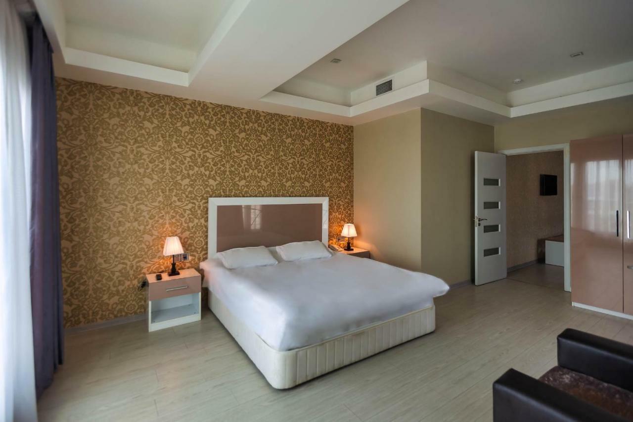 Hotel Diplomat Suites Baku Exterior foto